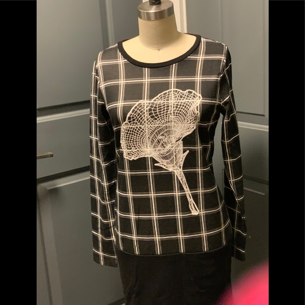 Black and white dress with white digital flower